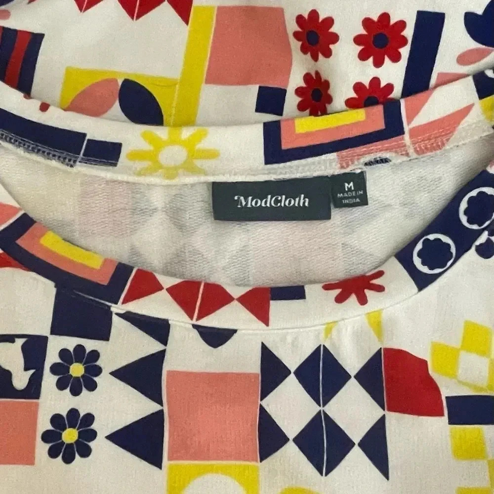 ModCloth Motif Appreciation Sweatshirt Size Medium French Terry Long Sleeve - Picture 8 of 11
